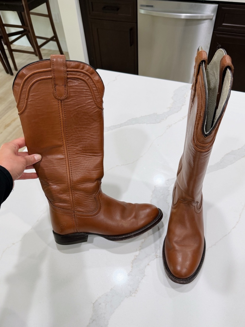 Ariat womens cowgirl roping / riding boots